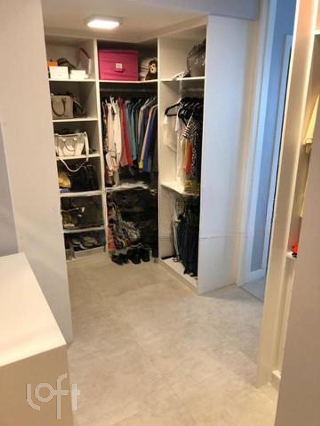 Apartamento à venda com 3 quartos, 144m² - Foto 3