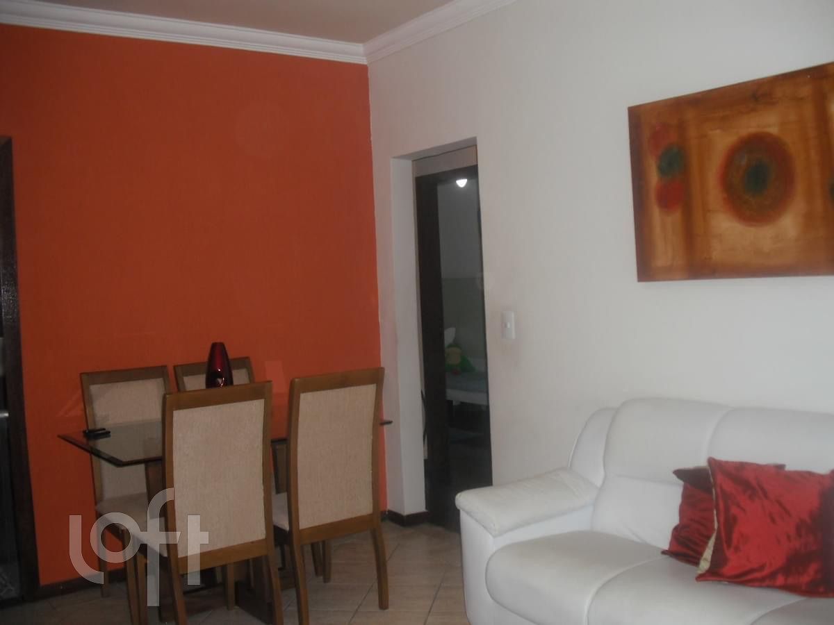 Apartamento à venda com 3 quartos, 76m² - Foto 4