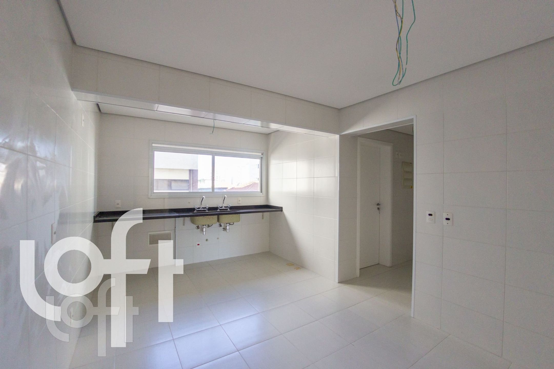 Apartamento à venda com 4 quartos, 205m² - Foto 36