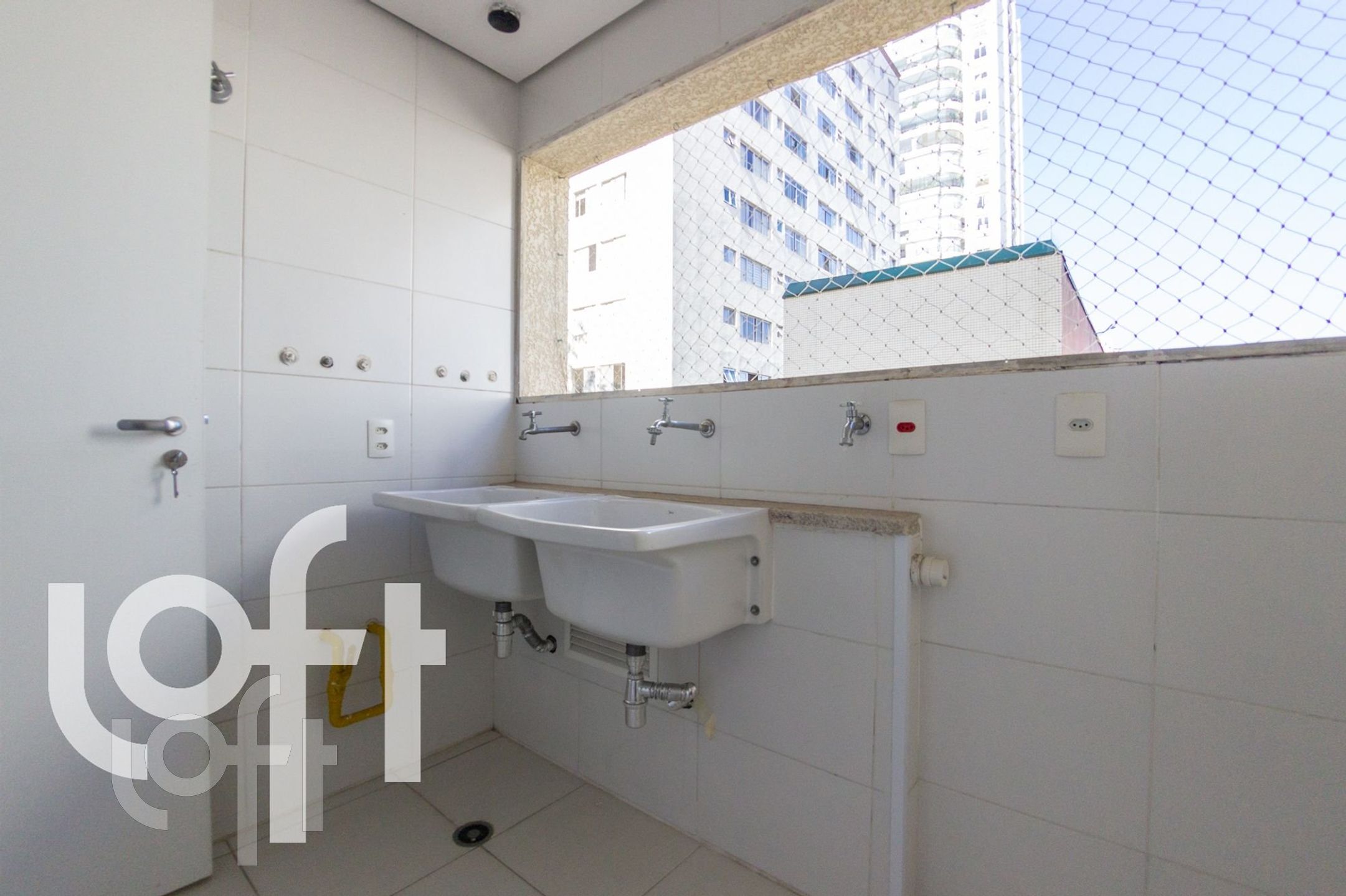 Apartamento à venda com 4 quartos, 205m² - Foto 33