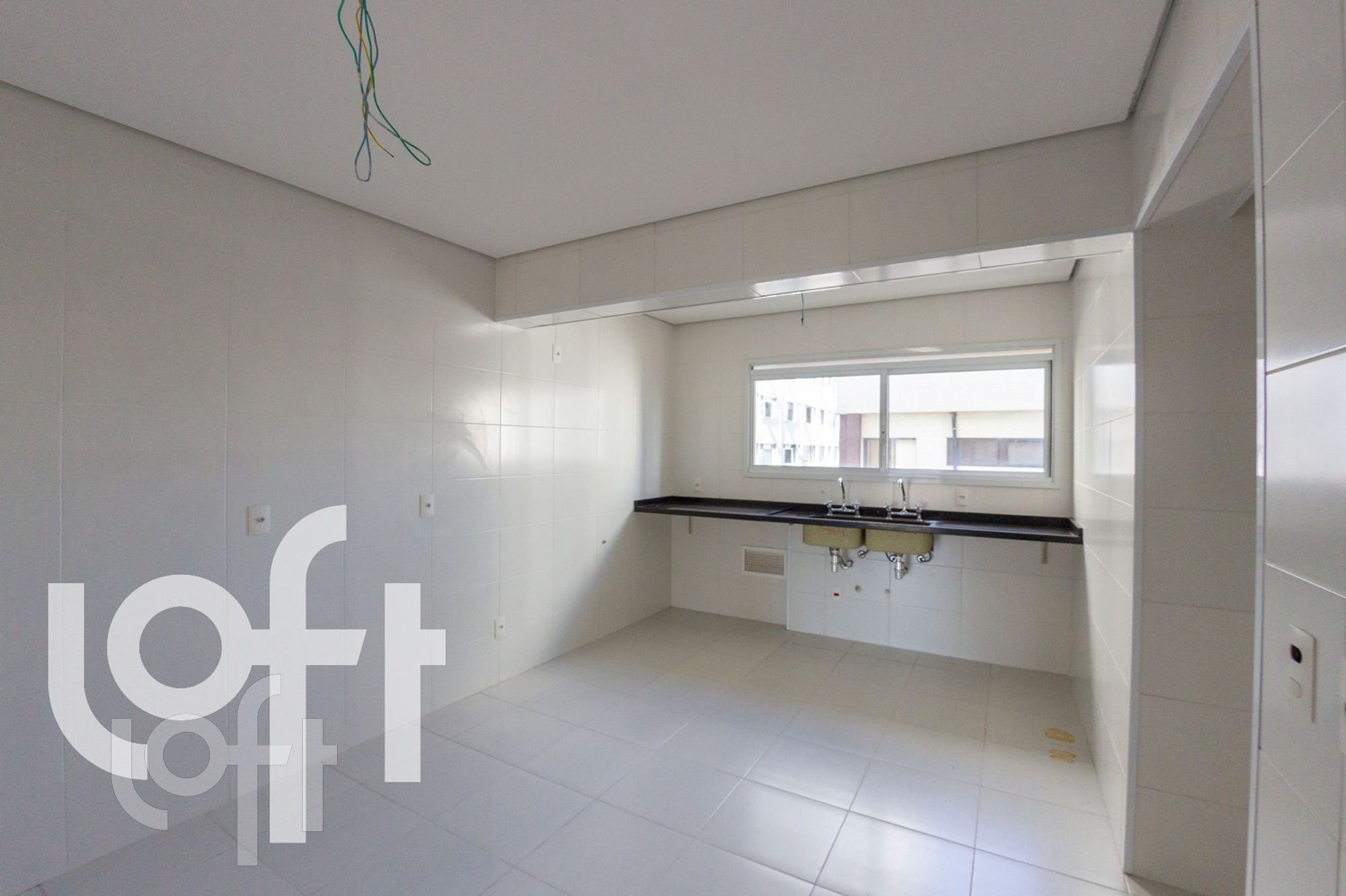 Apartamento à venda com 4 quartos, 205m² - Foto 37