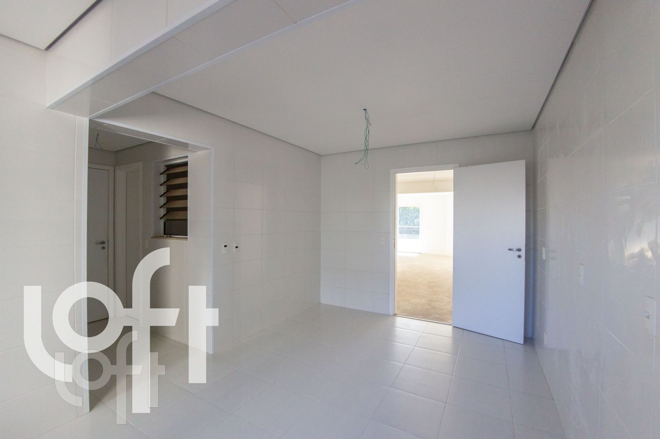 Apartamento à venda com 4 quartos, 205m² - Foto 35