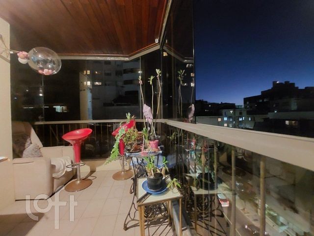 Apartamento com 92m², 2 dormitórios, 1 vaga, Bom Fim em Porto Alegre