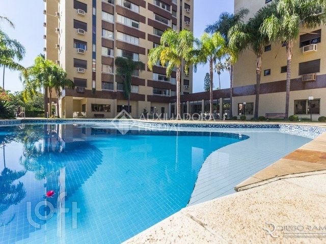 Apartamento com 120m², 3 dormitórios, 1 suíte, 2 vagas, Menino Deus em Porto Alegre