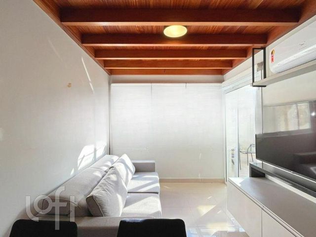 Apartamento com 87m², 2 dormitórios, 1 suíte, 2 vagas, Menino Deus em Porto Alegre