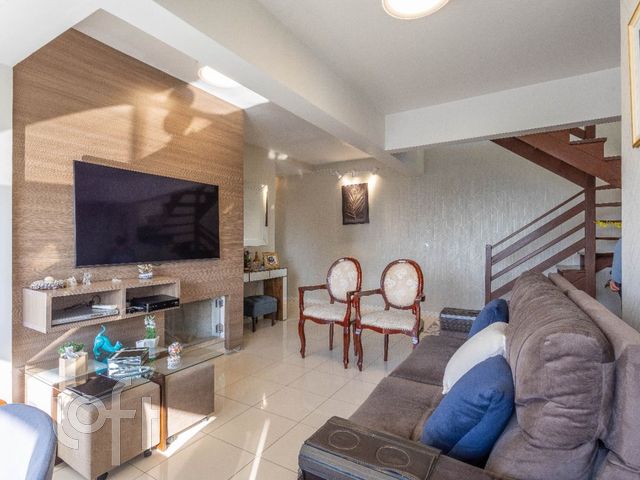 Apartamento com 224m², 3 dormitórios, 1 suíte, 4 vagas, Higienópolis em Porto Alegre