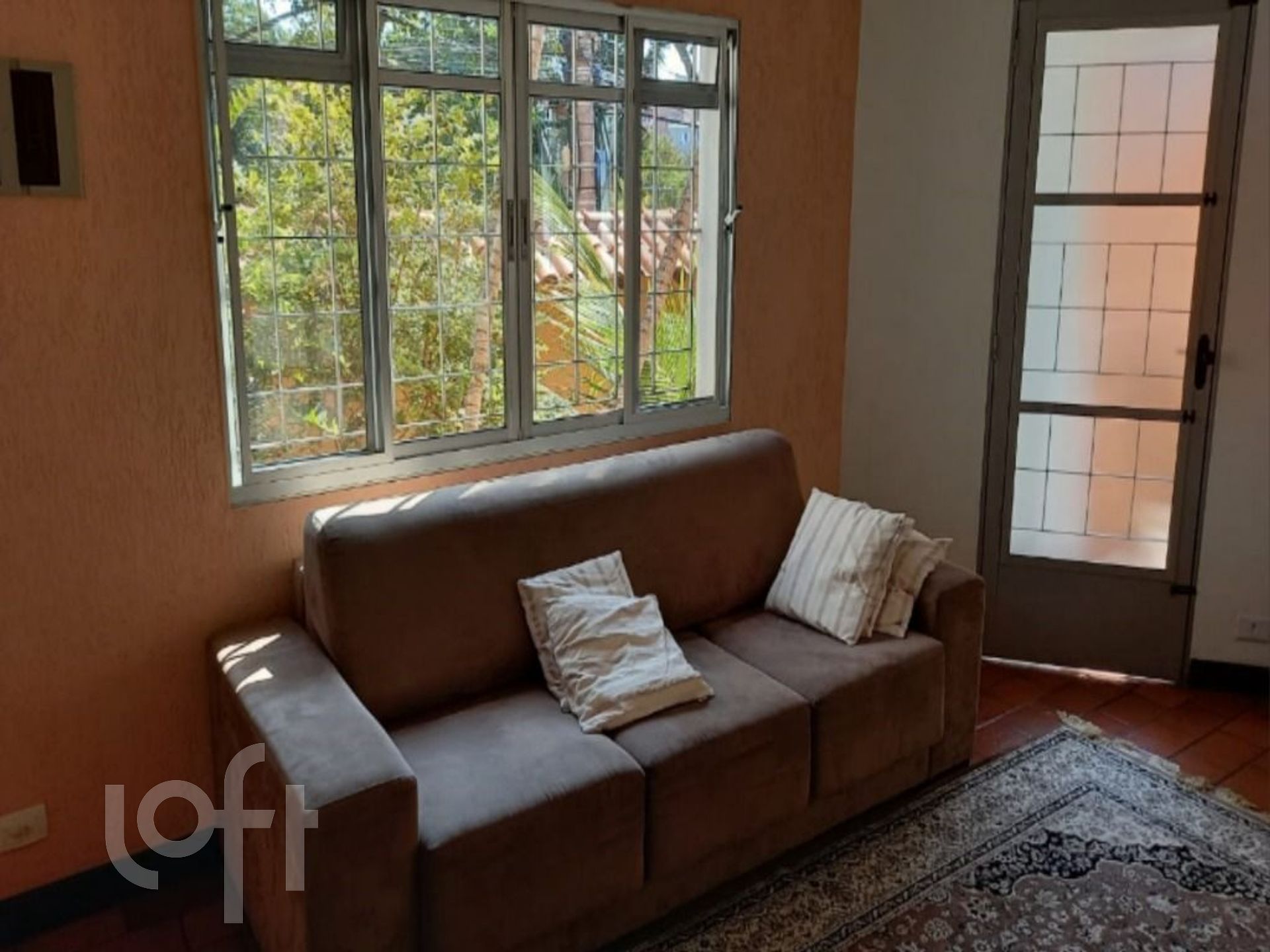 Casa à venda com 3 quartos, 203m² - Foto 2