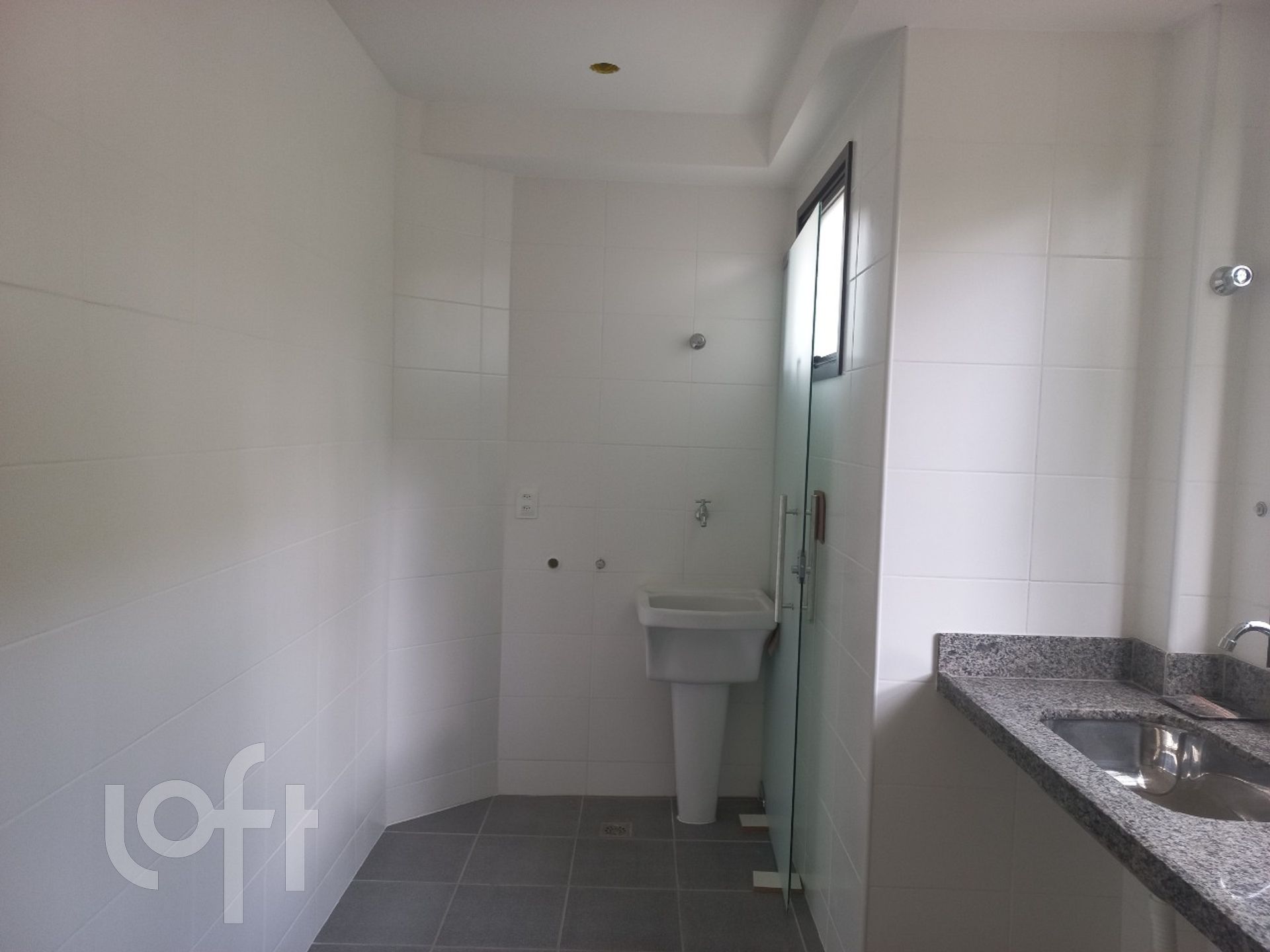 Apartamento à venda com 2 quartos, 67m² - Foto 12