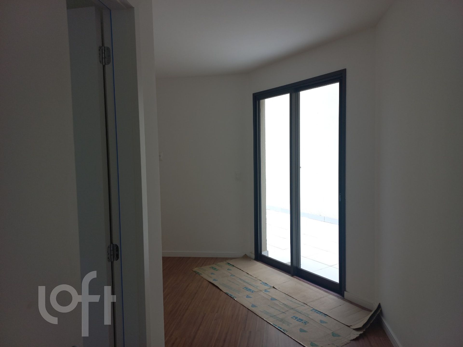 Apartamento à venda com 2 quartos, 67m² - Foto 22