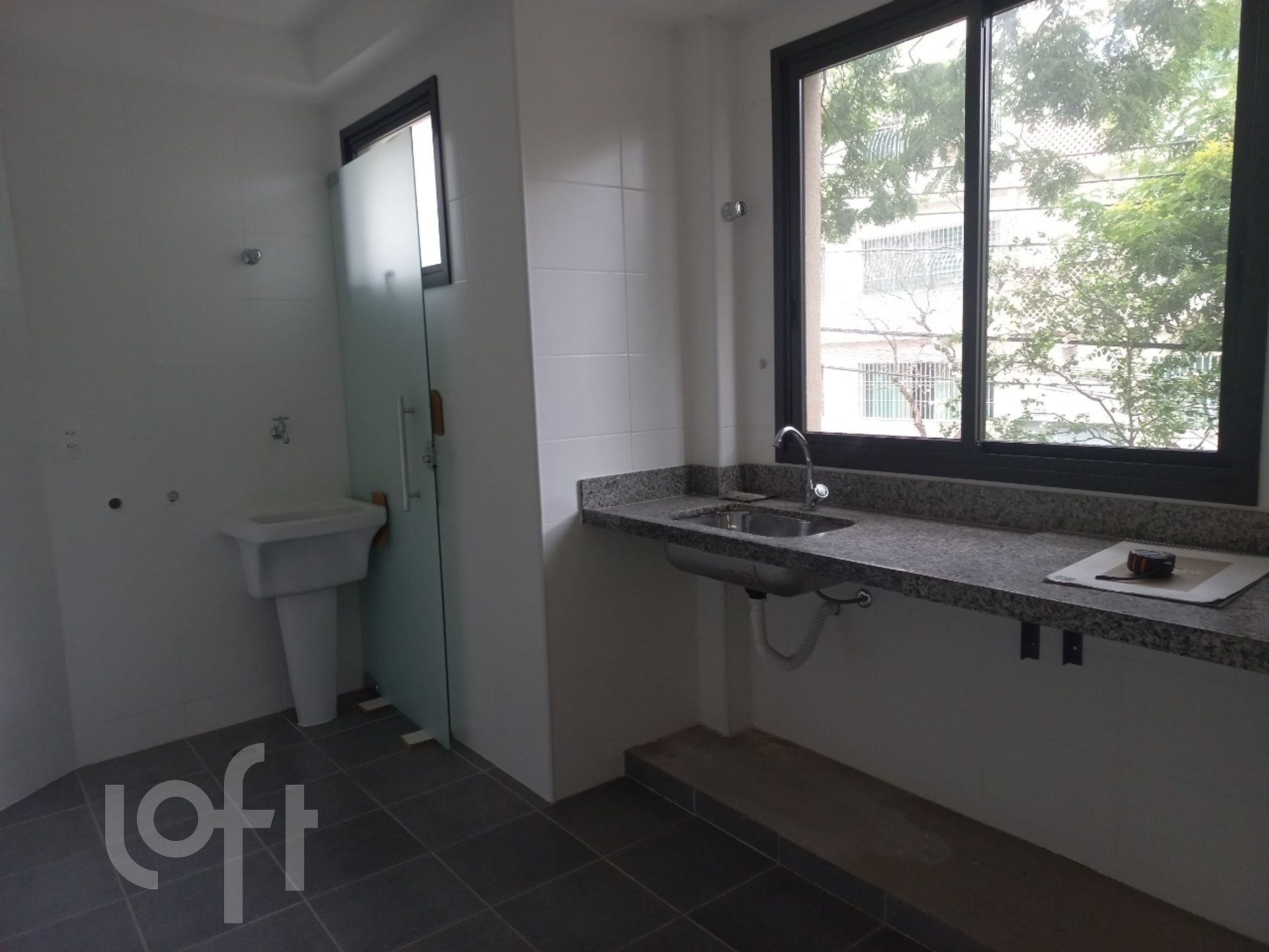 Apartamento à venda com 2 quartos, 67m² - Foto 11