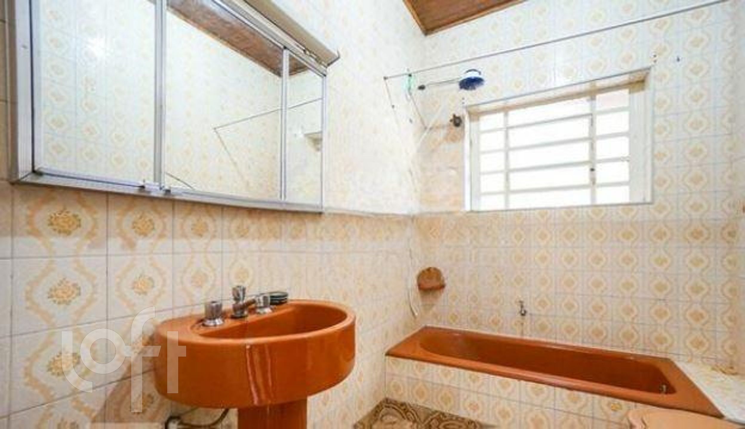 Casa à venda com 5 quartos, 240m² - Foto 17