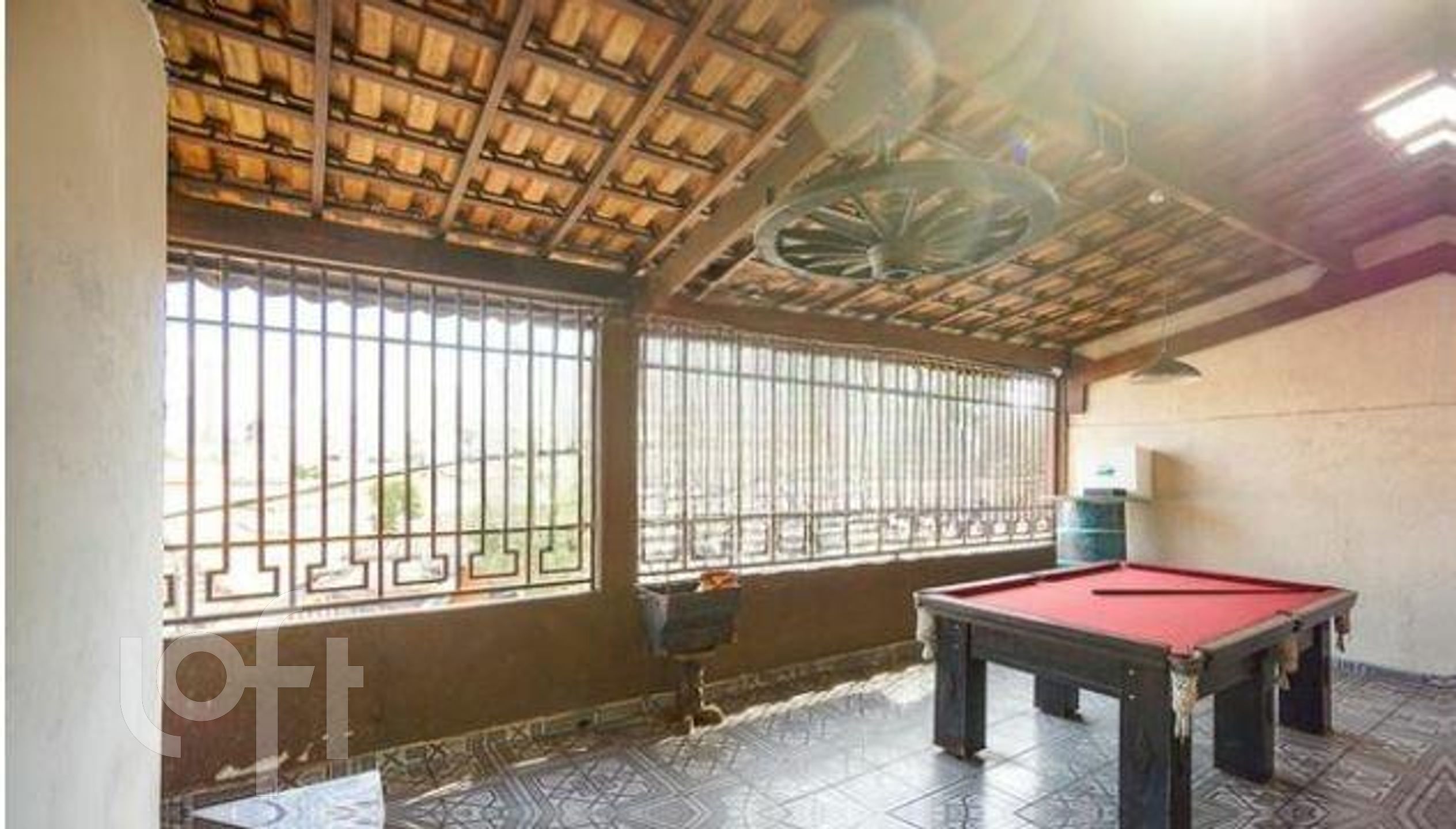 Casa à venda com 5 quartos, 240m² - Foto 14