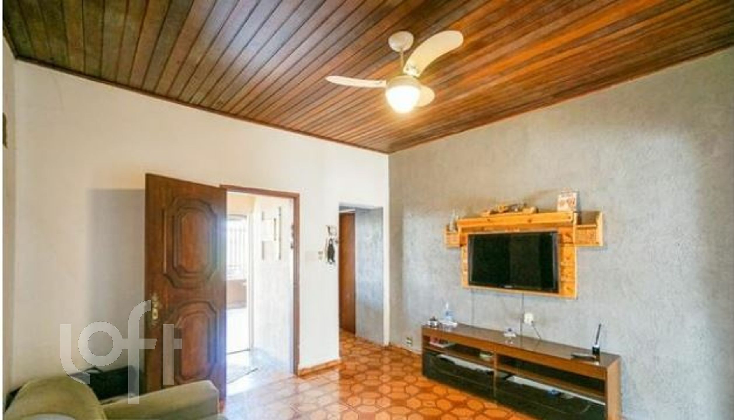 Casa à venda com 5 quartos, 240m² - Foto 8