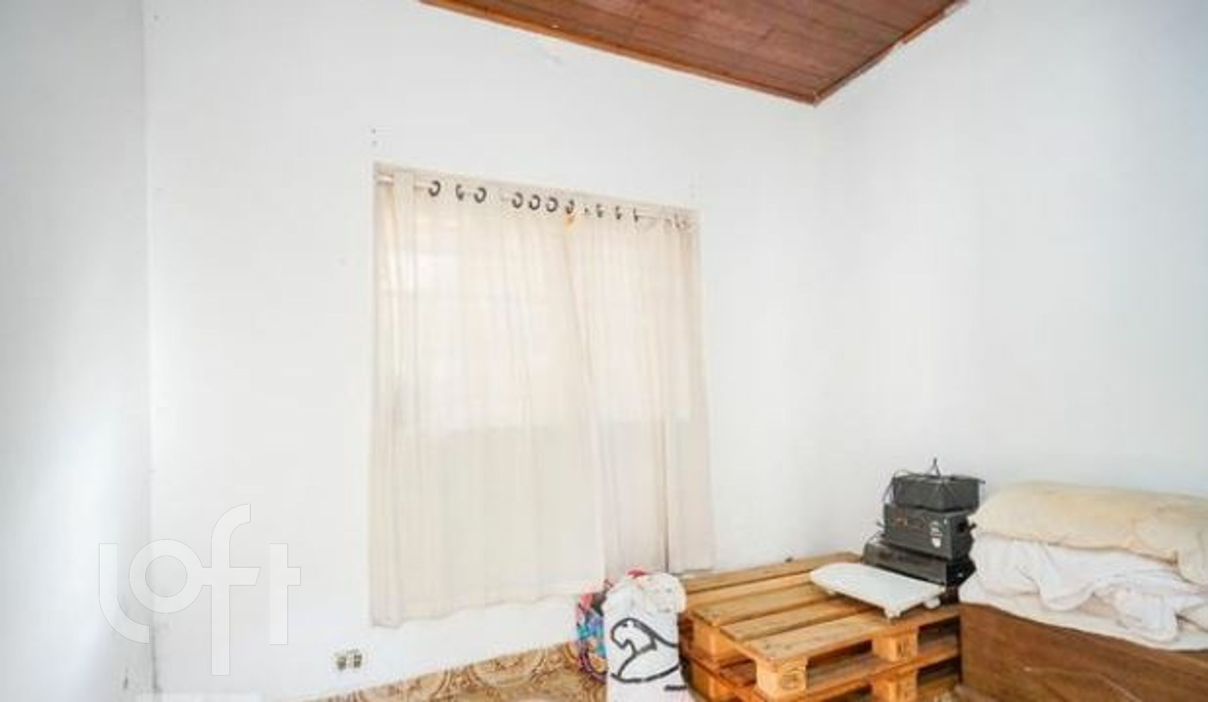 Casa à venda com 5 quartos, 240m² - Foto 10