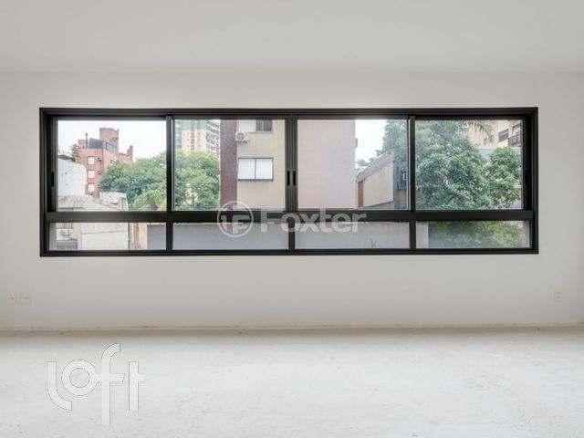 Apartamento com 98m², 3 dormitórios, 1 suíte, 2 vagas, Petrópolis em Porto Alegre
