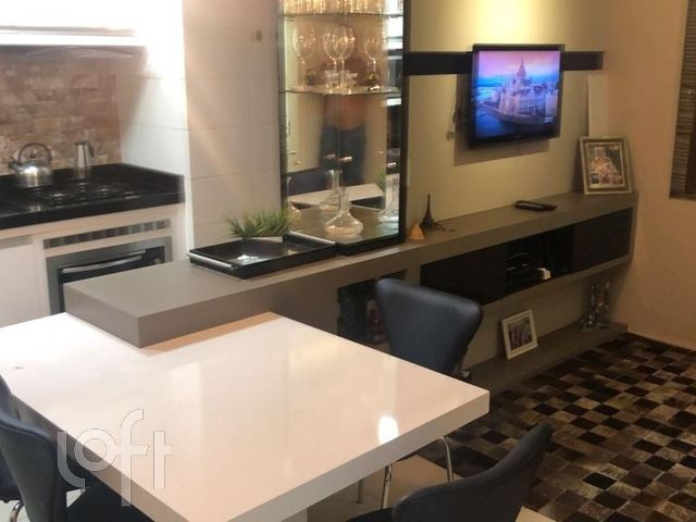 Apartamento com 41m², 1 dormitório, 1 vaga, Santana em Porto Alegre