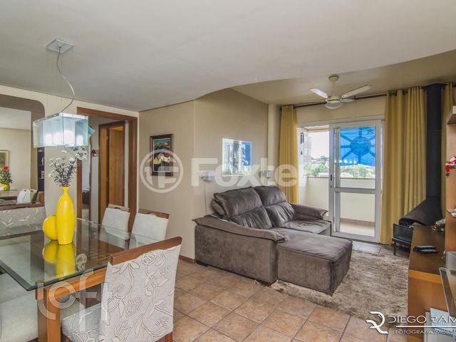 Apartamento com 92m², 3 dormitórios, 1 suíte, 2 vagas, Boa Vista em Porto Alegre