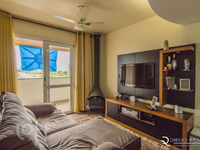 Apartamento com 92m², 3 dormitórios, 1 suíte, 2 vagas, Boa Vista em Porto Alegre