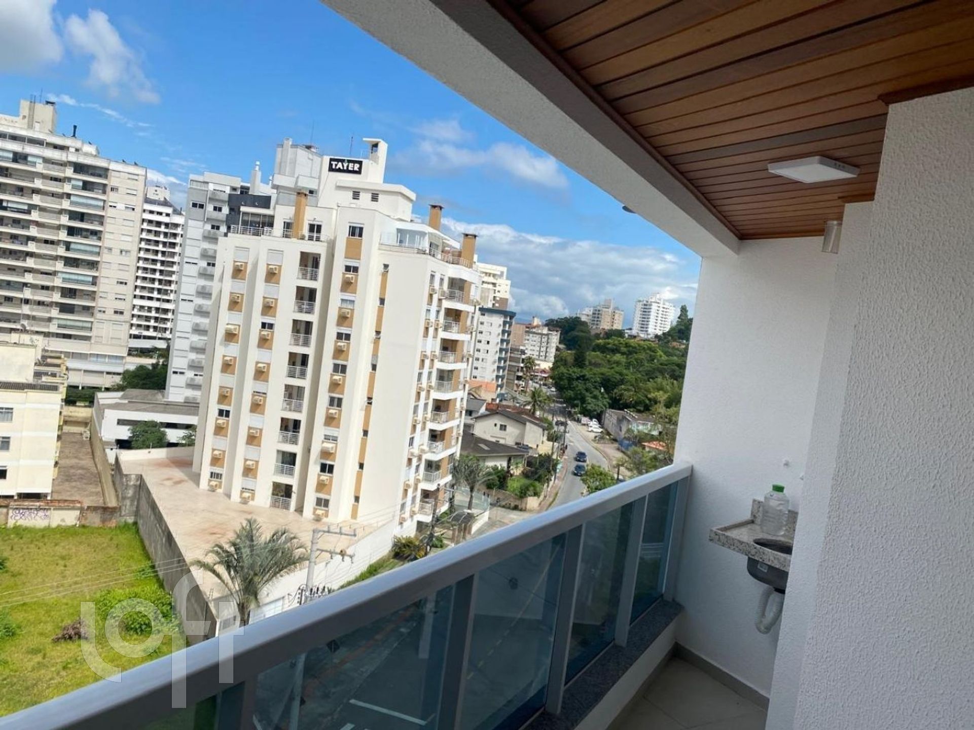 Apartamentos com 95m², 2 quartos, 1 suíte, 2 garagens, no bairro Itacorubi em Florianópolis