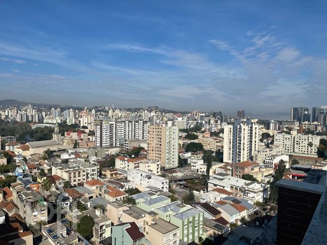Apartamento com 64m², 2 dormitórios, 1 suíte, 1 vaga, Cidade Baixa em Porto Alegre
