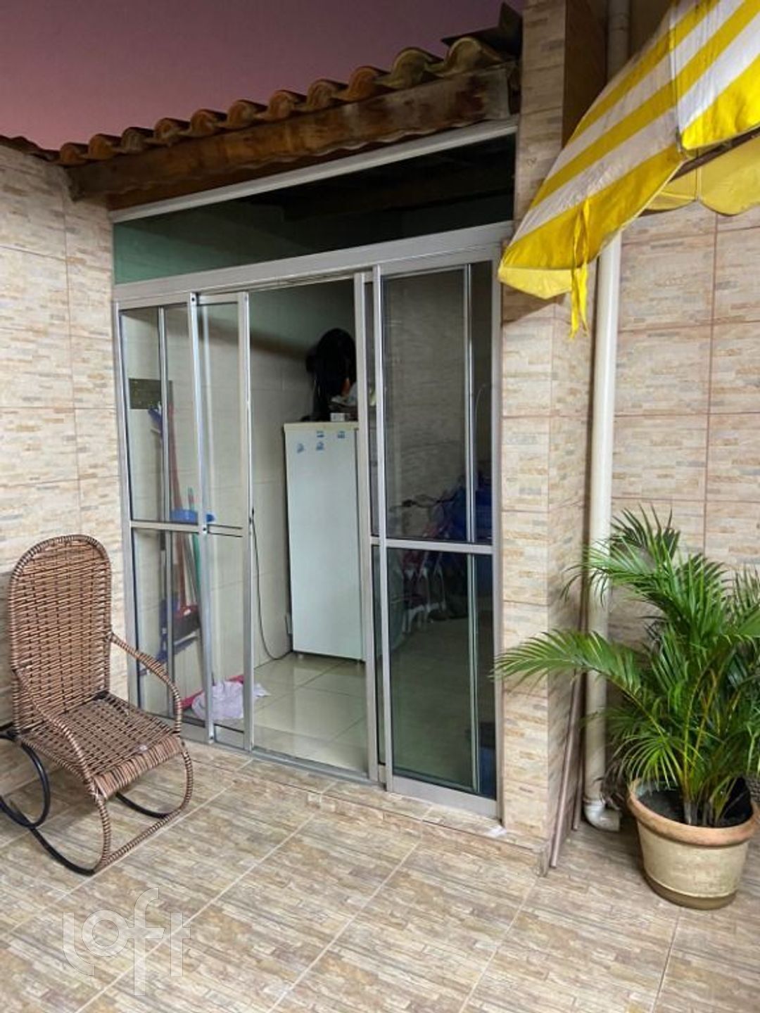 Casa à venda com 2 quartos, 125m² - Foto 3