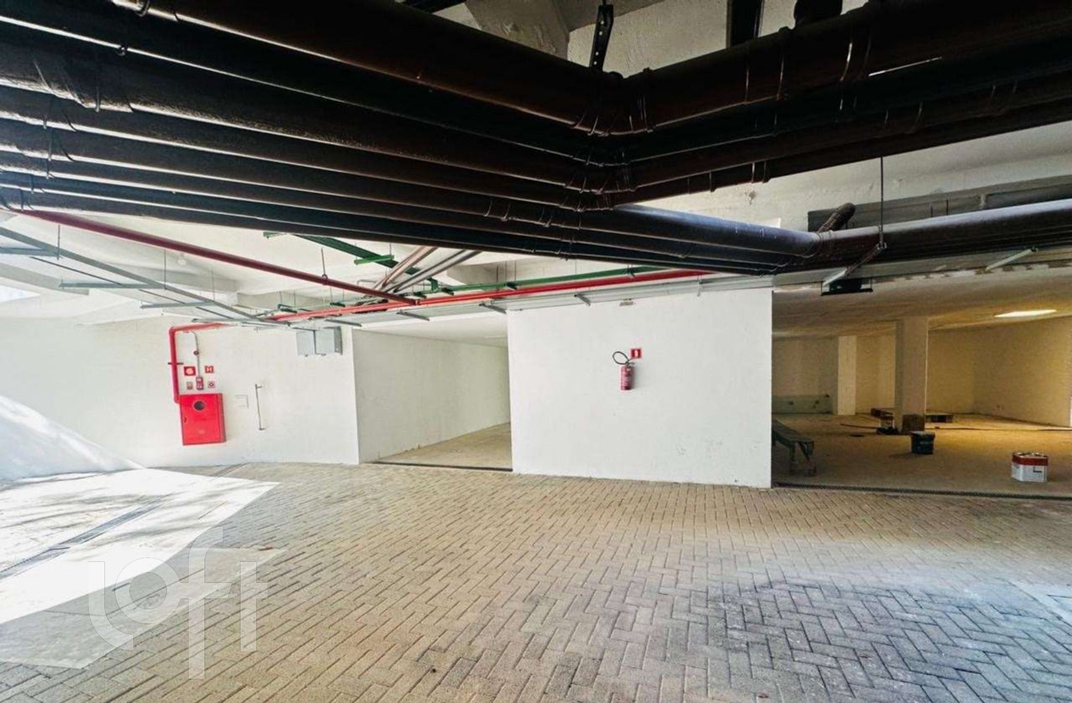 Casa de Condomínio à venda com 4 quartos, 650m² - Foto 35