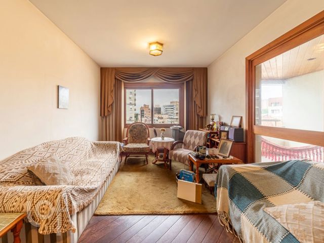 Apartamento com 120m², 3 dormitórios, 1 suíte, 1 vaga, Bom Fim em Porto Alegre