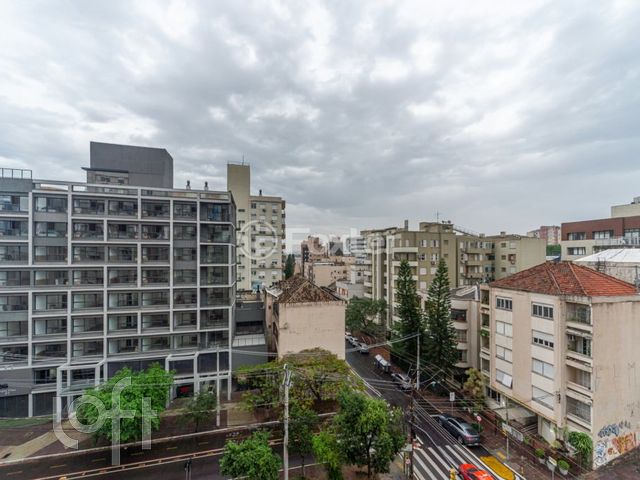 Apartamento com 120m², 3 dormitórios, 1 suíte, 1 vaga, Bom Fim em Porto Alegre
