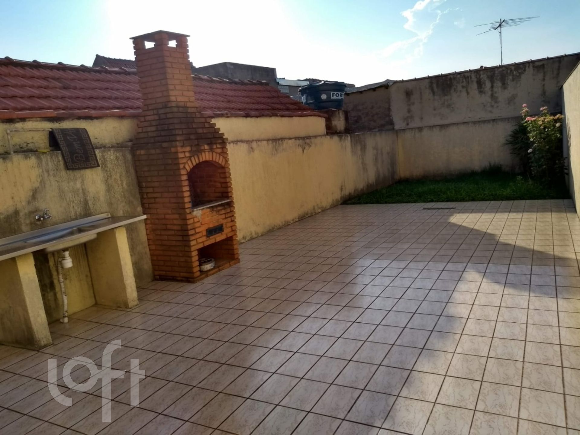 Casa à venda com 3 quartos, 198m² - Foto 4