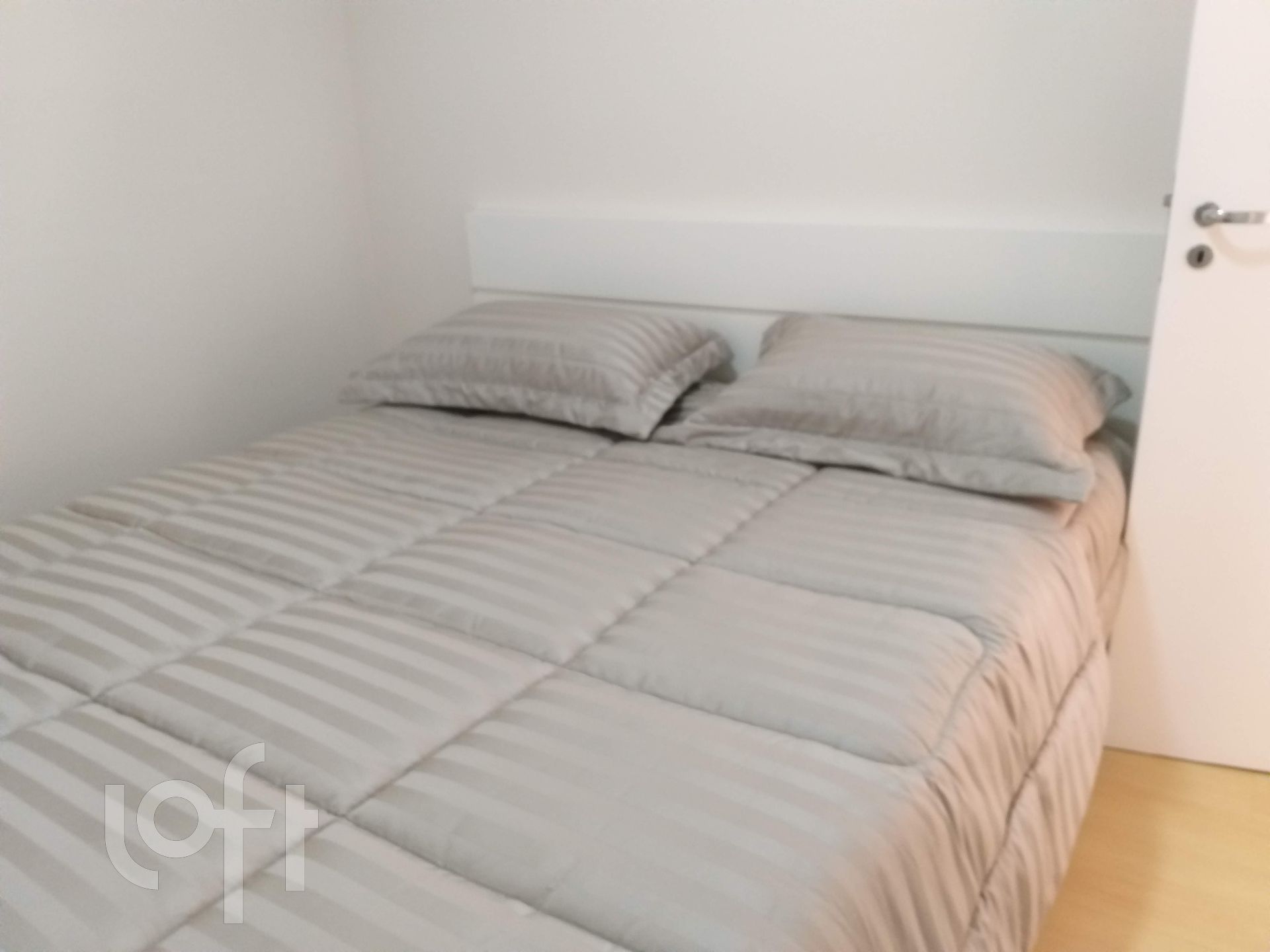 Apartamento à venda com 2 quartos, 80m² - Foto 5