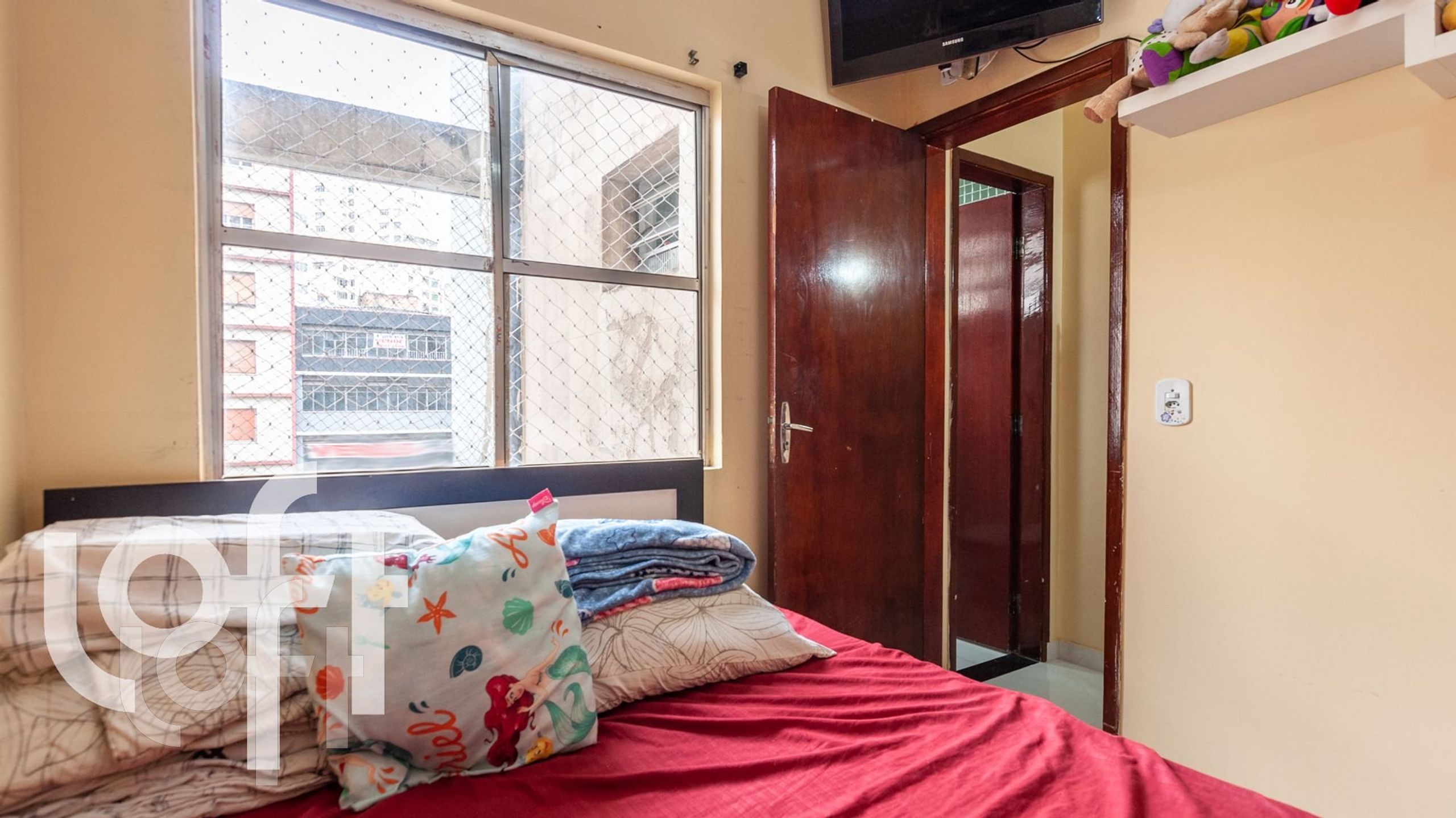 Apartamento à venda com 1 quarto, 59m² - Foto 2