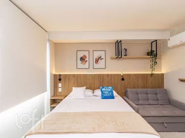 Apartamento com 24m², 1 dormitório, Rio Branco em Porto Alegre