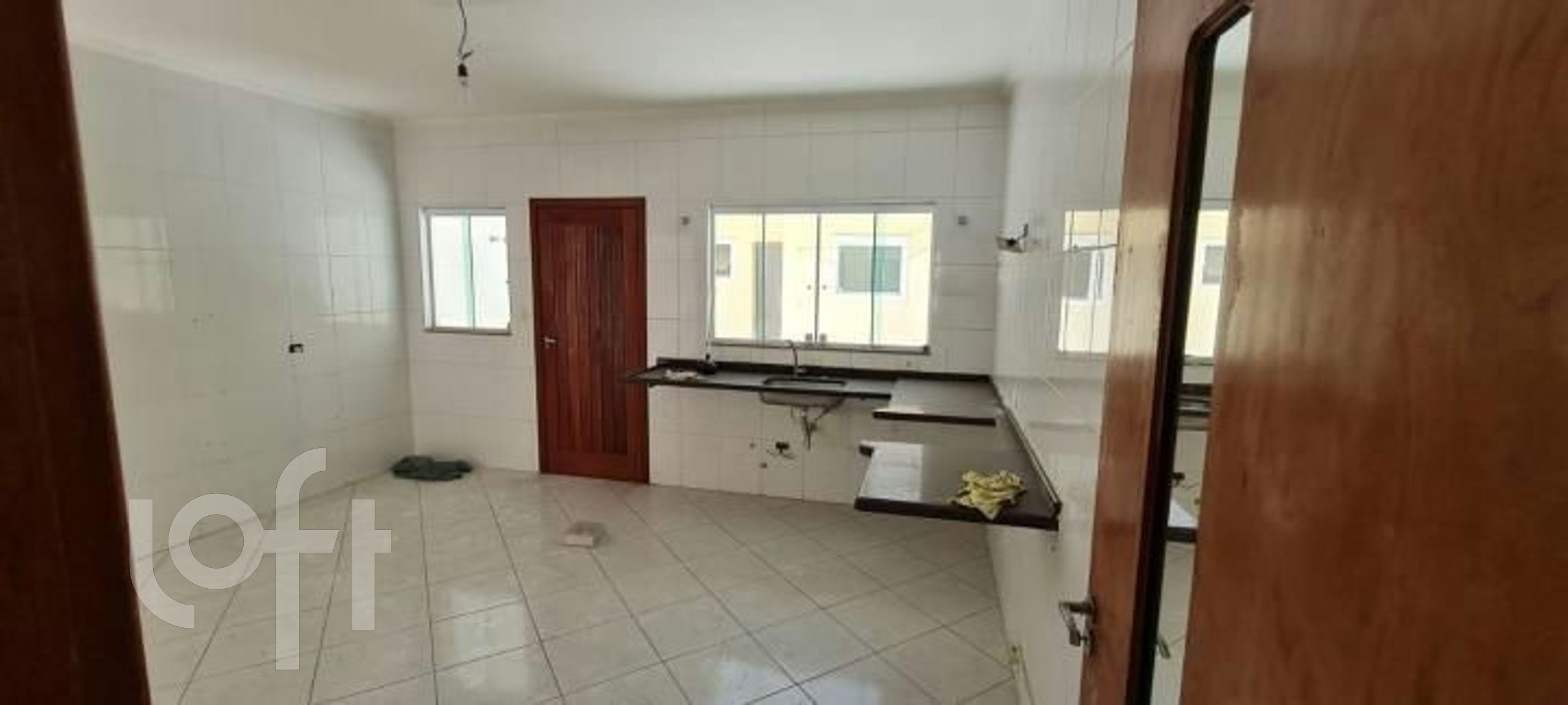 Casa à venda com 4 quartos, 220m² - Foto 27