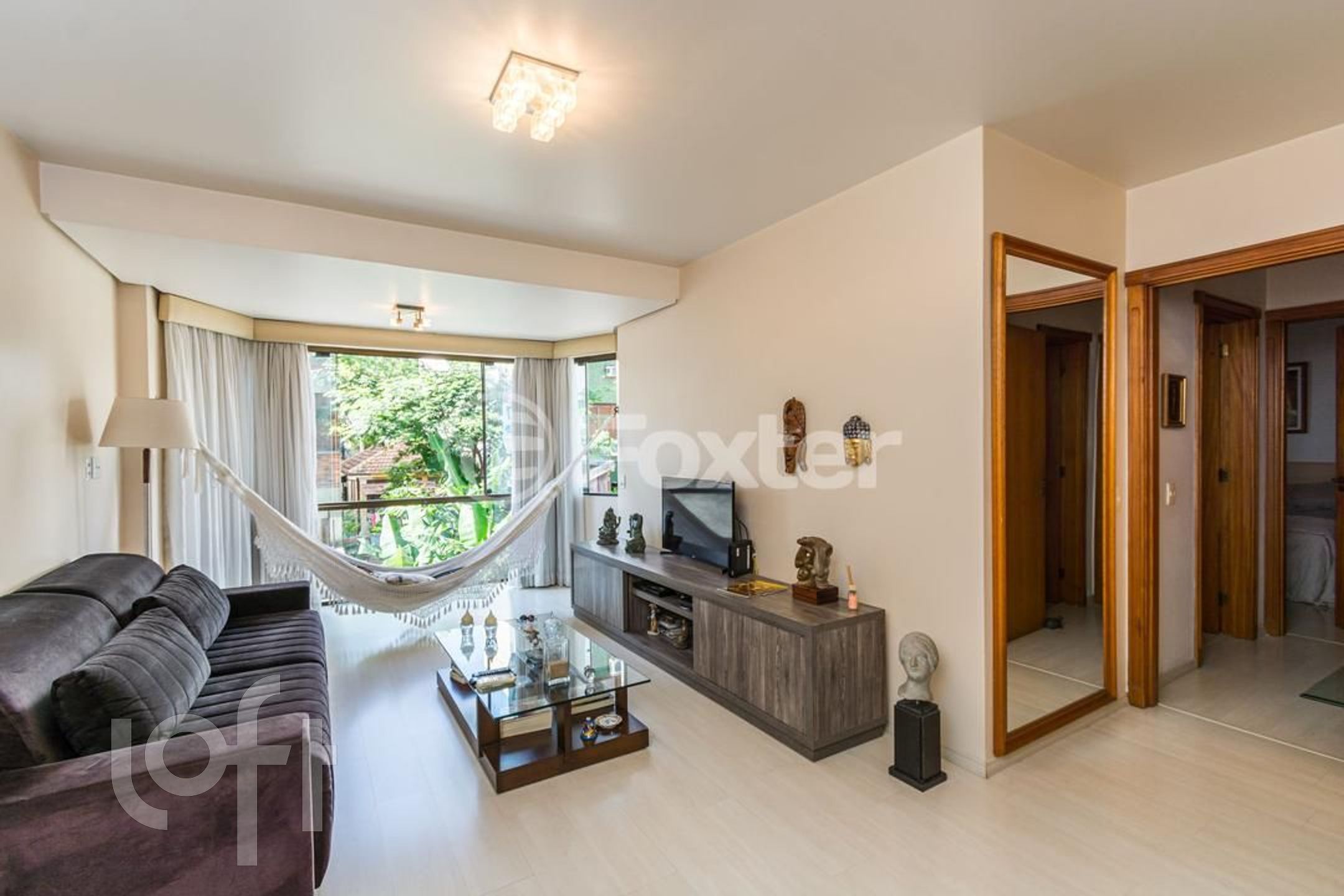 Apartamento com 94m², 2 dormitórios, 1 suíte, 1 vaga, Petrópolis em Porto Alegre