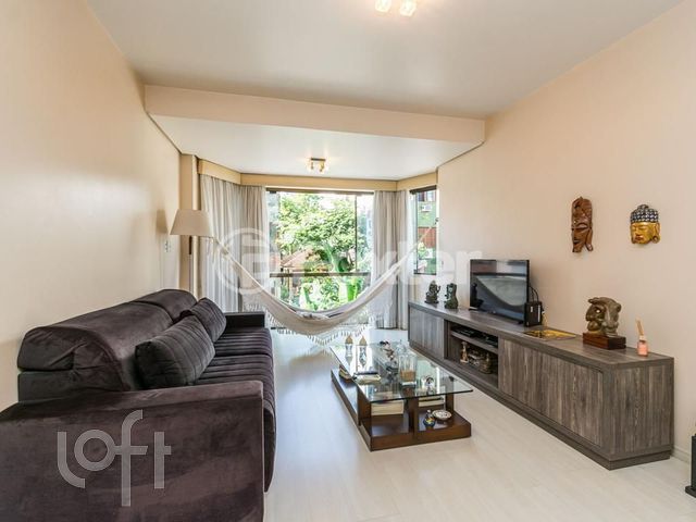 Apartamento com 94m², 2 dormitórios, 1 suíte, 1 vaga, Petrópolis em Porto Alegre