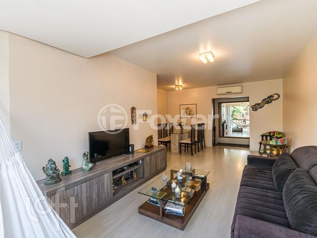 Apartamento com 94m², 2 dormitórios, 1 suíte, 1 vaga, Petrópolis em Porto Alegre