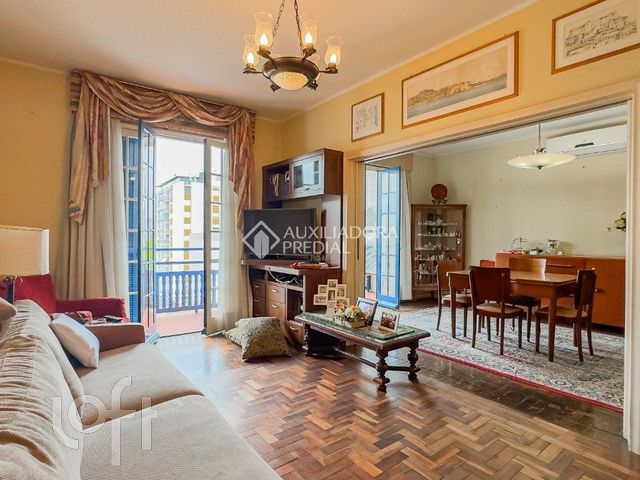 Apartamento com 203m², 4 dormitórios, 1 vaga, Moinhos de Vento em Porto Alegre