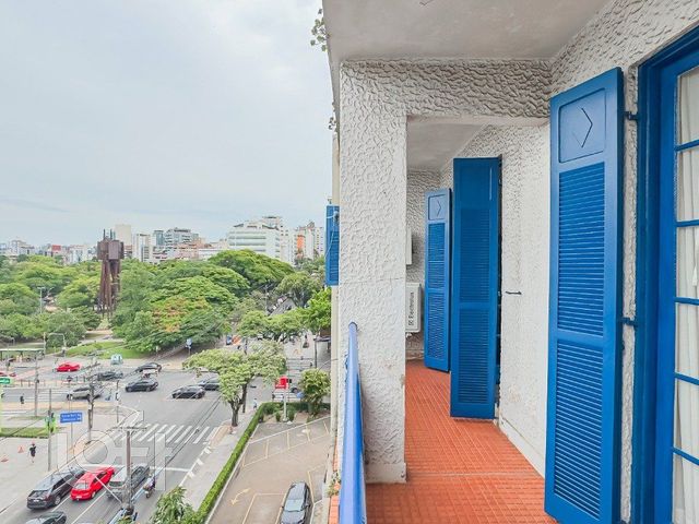 Apartamento com 203m², 4 dormitórios, 1 vaga, Moinhos de Vento em Porto Alegre