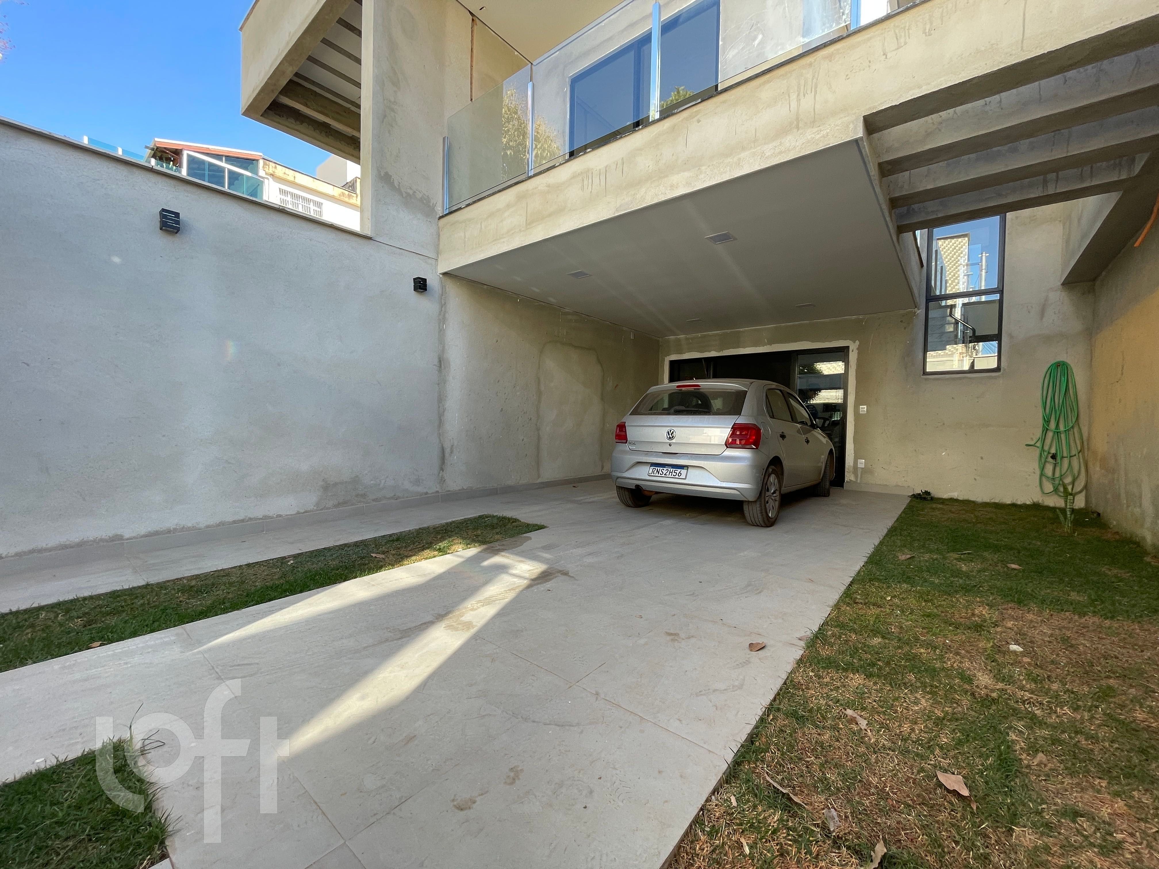 Casa à venda com 3 quartos, 205m² - Foto 3