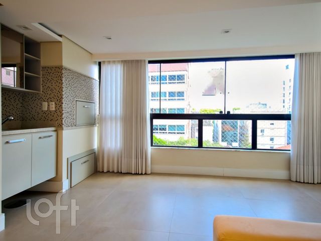 Apartamento com 92m², 2 dormitórios, 1 suíte, 2 vagas, Independência em Porto Alegre