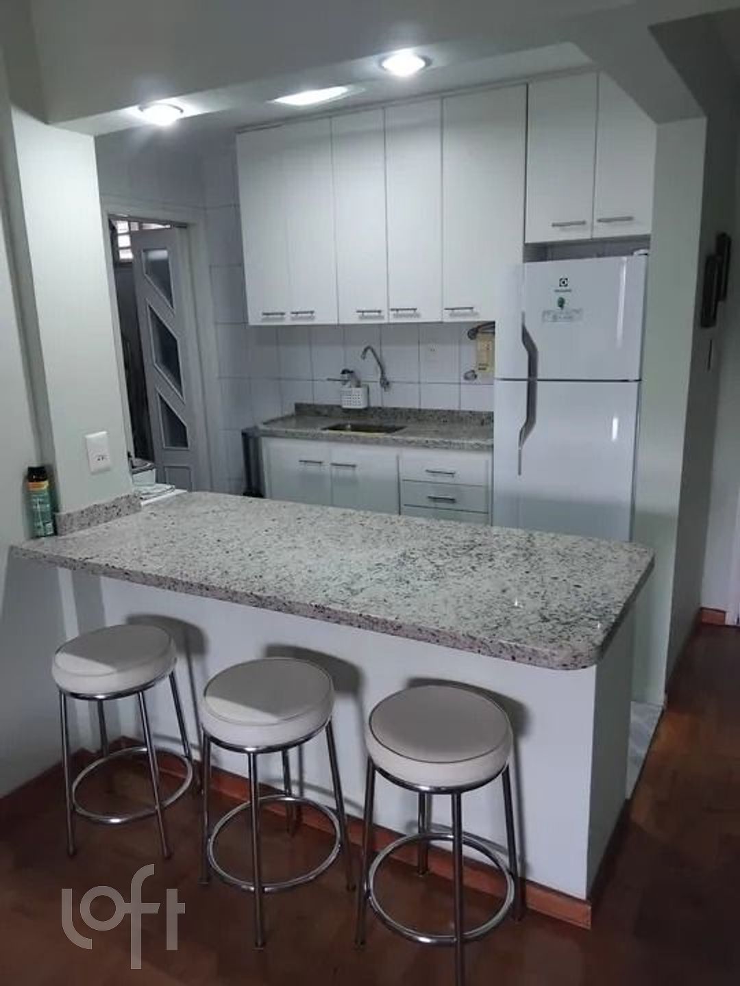 Apartamento à venda com 1 quarto, 56m² - Foto 6