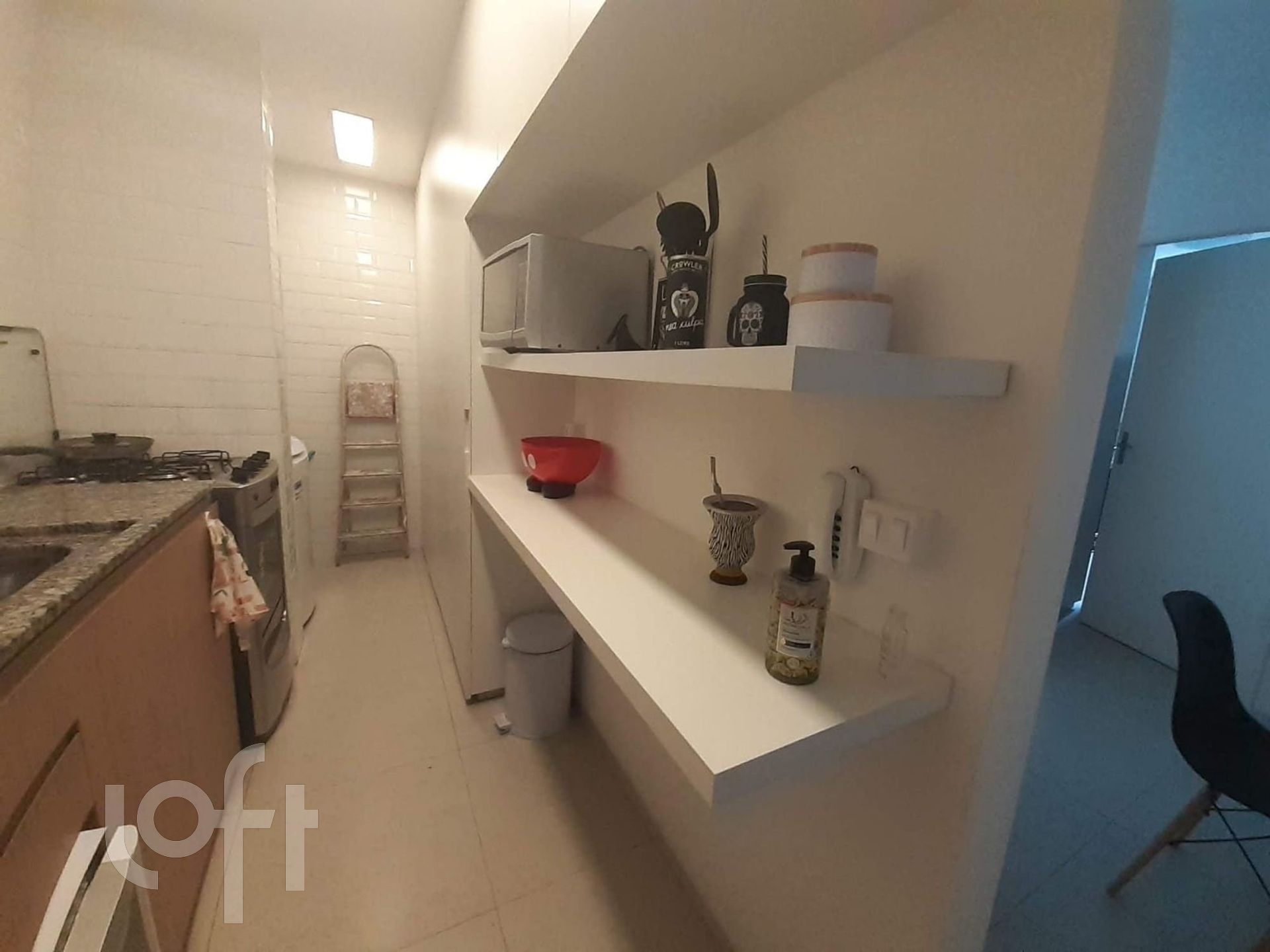 Apartamento à venda com 2 quartos, 44m² - Foto 18