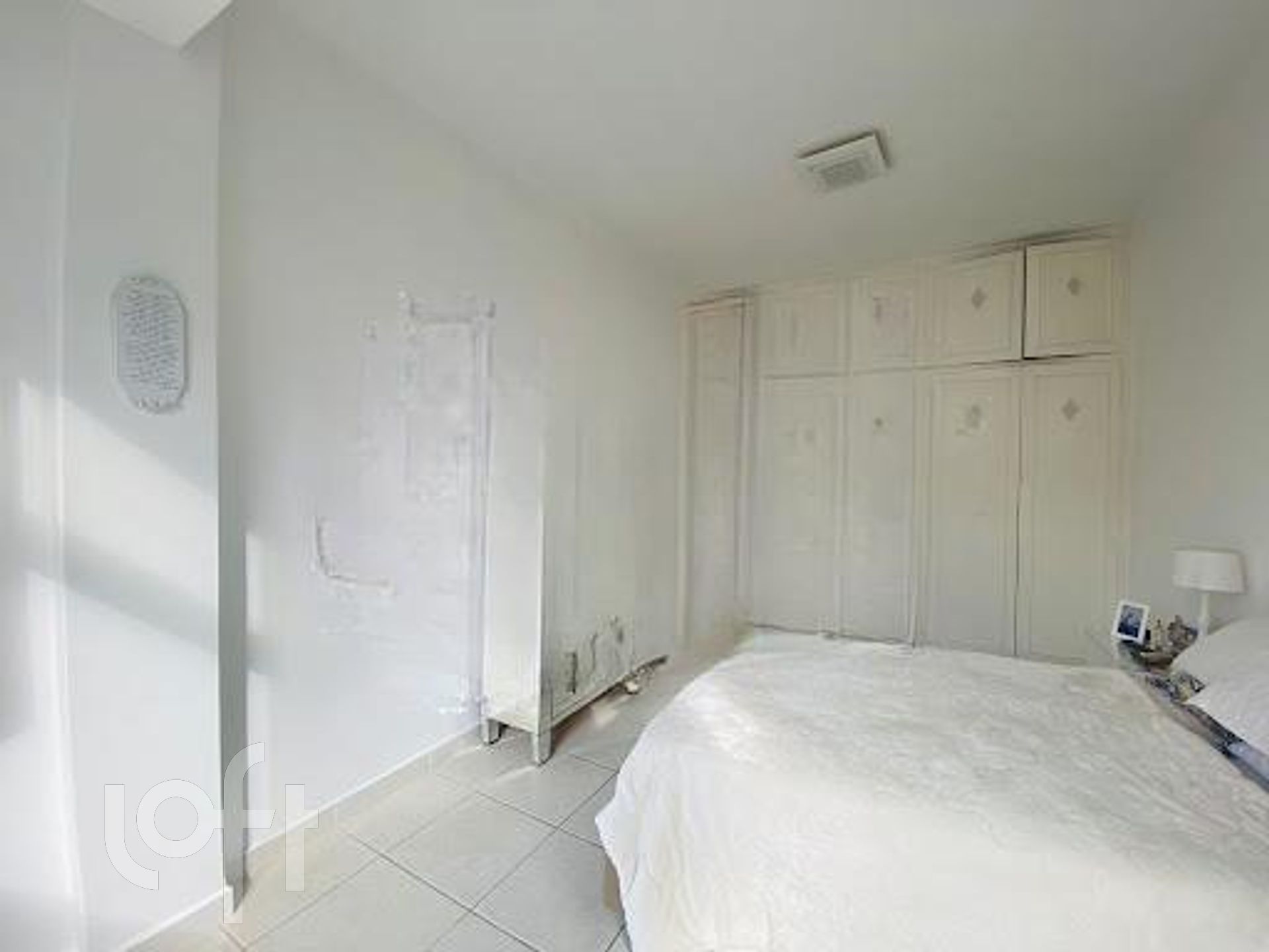 Apartamento à venda com 3 quartos, 117m² - Foto 19