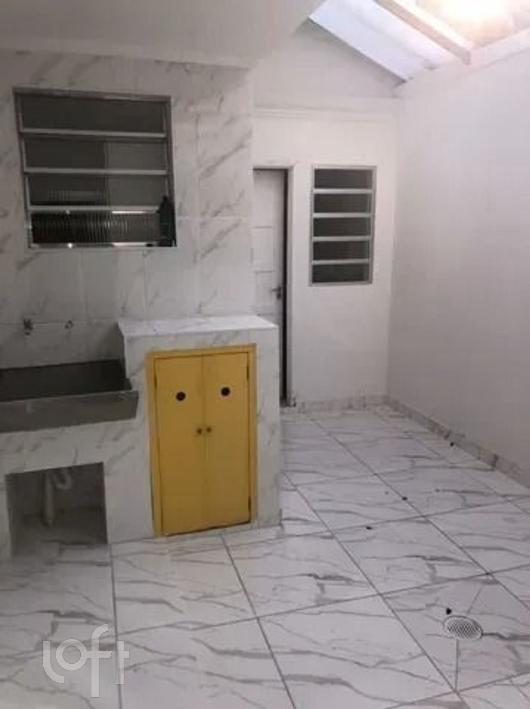 Casa à venda com 3 quartos, 100m² - Foto 8