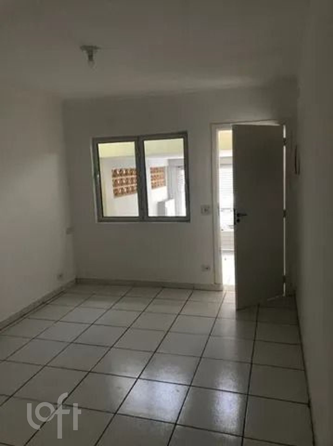 Casa à venda com 3 quartos, 100m² - Foto 2