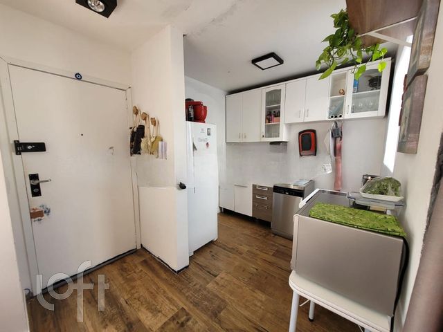 Apartamento com 69m², 2 dormitórios, 1 vaga, Auxiliadora em Porto Alegre