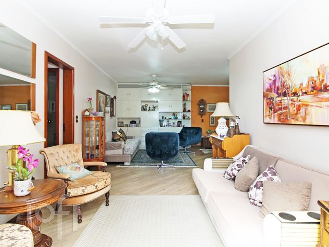 Apartamento com 128m², 3 dormitórios, 1 suíte, 1 vaga, Higienópolis em Porto Alegre