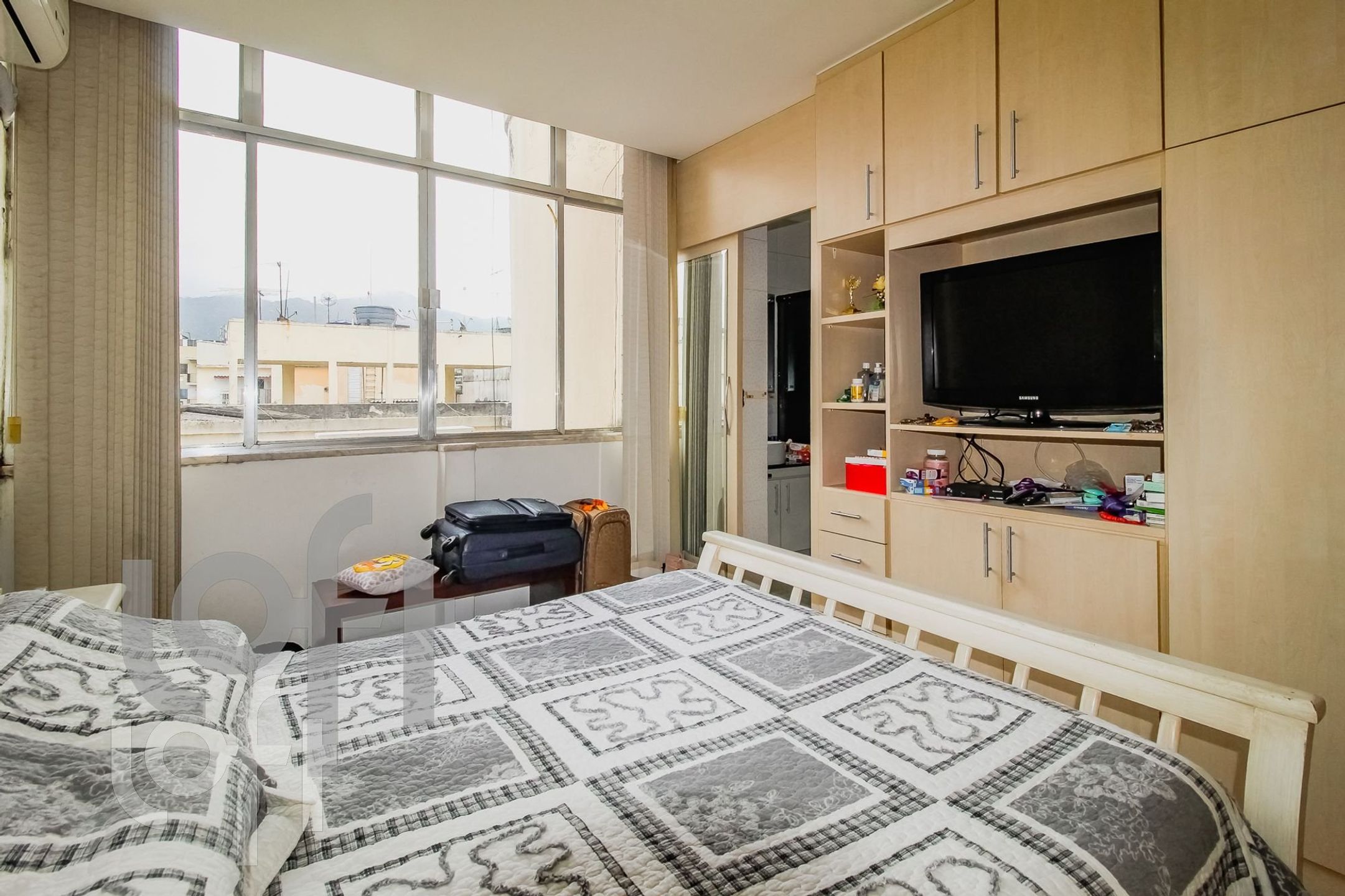 Apartamento à venda com 4 quartos, 288m² - Foto 9