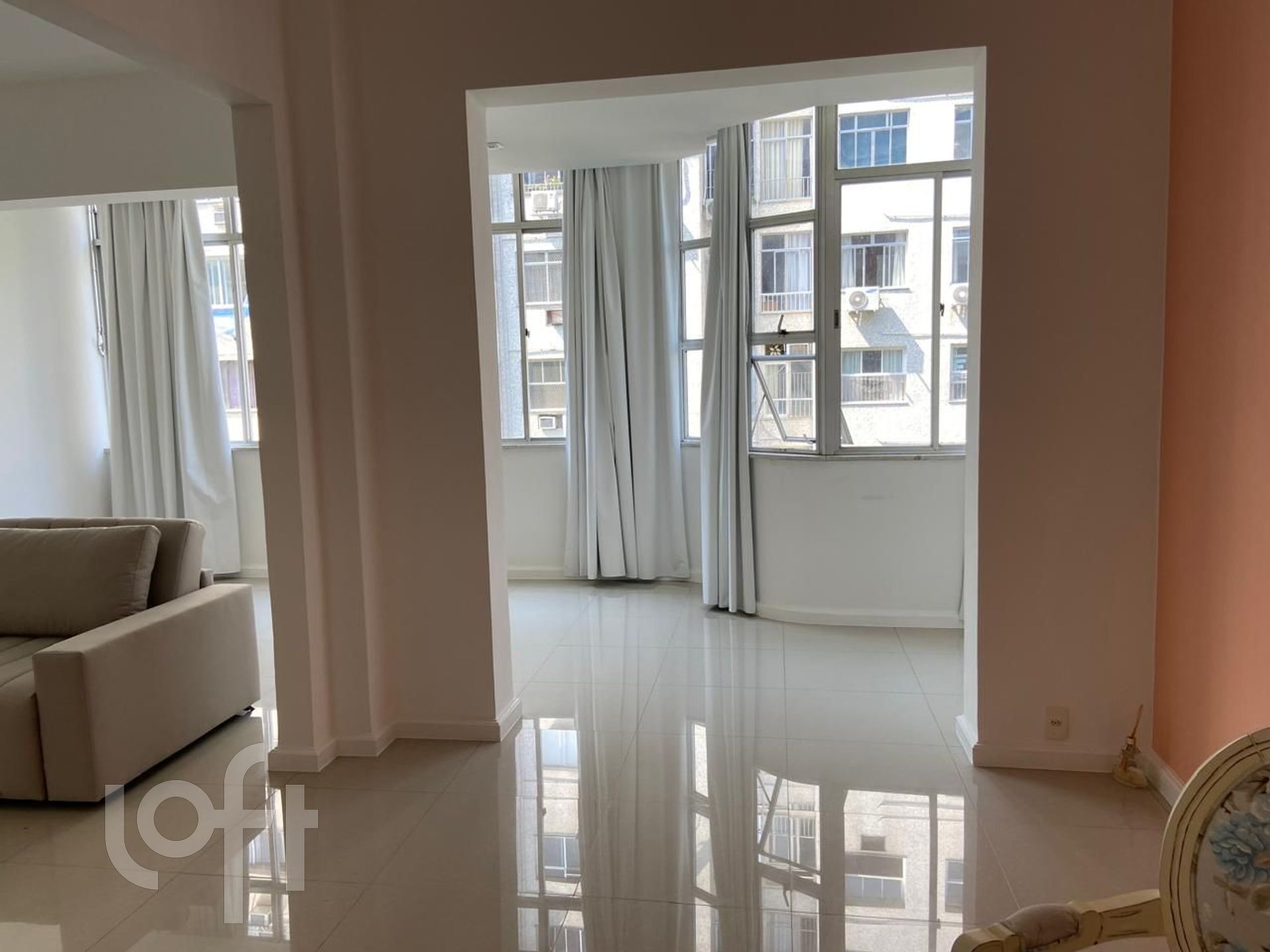 Apartamento à venda em Copacabana com 211 m², 3 quartos, 1 vaga