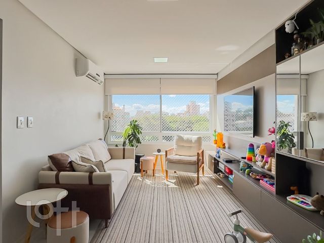 Apartamento com 73m², 2 dormitórios, 1 suíte, 2 vagas, Vila Ipiranga em Porto Alegre